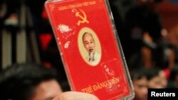 Dư luận xã hội đồn đoán là có đến 36% ủy viên trung ương bỏ phiếu không đồng ý cách chức quan chức Tất Thành Cang tại Hội nghị trung ương 9 vào tháng 12 năm 2018.