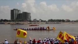 金边不庆泼水节 批评者称有政治原因 金边不庆泼水节 批评者称有政治原因