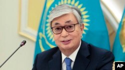 哈萨克斯坦总统托卡耶夫在总统府对媒体讲话。(2019年6月10日)