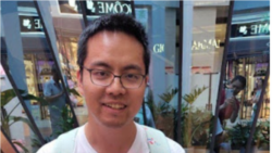 中国知名媒体人张贾龙因言获罪被拘9个月 重创妻女 中国知名媒体人张贾龙因言获罪被拘9个月 重创妻女