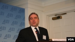 美国时任东亚事务助理国务卿坎贝尔(资料照片)(美国之音钟辰芳拍摄)