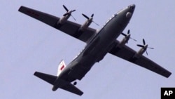 资料照:中国运-8军机