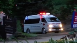 泰国12名小足球队员与教练全部获救