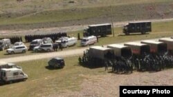 中国青海省玉树州藏民抗议采矿, 8月16日军警进驻(来源:自由西藏网页)