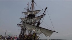 18世纪自由之船复制品驶往美国港口 18世纪自由之船复制品驶往美国港口