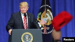 美国总统川普在美军中央司令部向官兵发表讲话(2017年2月6日)