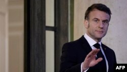 来自30多国的欧洲和北约国家军事首长及官员3月11日参加在巴黎举行的会议。法国总统埃马纽埃尔·马克龙(图)此前表示,此次会议是与北约军事司令部密切协调举行的。