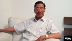 2011年7月13日 中国经济学家茅于轼在北京访谈 (美国之音汤姆拍摄)