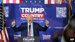 前代理司法部长马修·惠特克将担任美国驻北大西洋公约组织大使。惠特克缺乏相关背景,美国安全圈内的许多人皆对他感到陌生。(美联社:2023年12月2日)