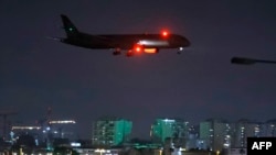 阿联酋阿提哈德航空公司的一架航班今年5月20日飞抵特拉维夫机场,成为直飞以色列的首个阿联酋航班。