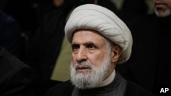 资料照片:真主党新领导人纳伊姆·卡西姆。(2024年6月19日)