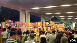 香港中秋夜:点亮“民主灯”声援大陆异议人士