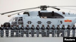 中国海军2009年4月23日在山东青岛举行国际阅舰式庆祝中国海军建军60周年。（资料照片）