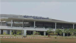 နေပြည်တော်လေဆိပ်မှာ တရားမဝင် သေနတ်များ ဖမ်းမိ နေပြည်တော်လေဆိပ်မှာ တရားမဝင် သေနတ်များ ဖမ်းမိ