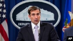 资料照片:司法部助理部长德默斯。(2018年11月1日)