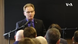 美海军部长莫德利Modly说航母太贵目标太大 美海军部长莫德利Modly说航母太贵目标太大