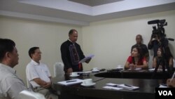 ၀ပြည်သွေးစည်းညီညွတ်ရေးပါတီ UWSPနဲ့ အမျိုးသား ဒီမိုကရေစီ သွေးစည်းညီညွတ်ရေးတပ်မတော် NDAA မိုင်းလားအဖွဲ့ တို့ ရန်ကုန်မြို့ မှာ ကျင်းပတဲ့ သတင်းစာ ရှင်းလင်းပွဲ။