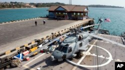 美国佩里级巡防舰盖瑞号(USS Gary)2007年2月9日访问柬埔寨金边。