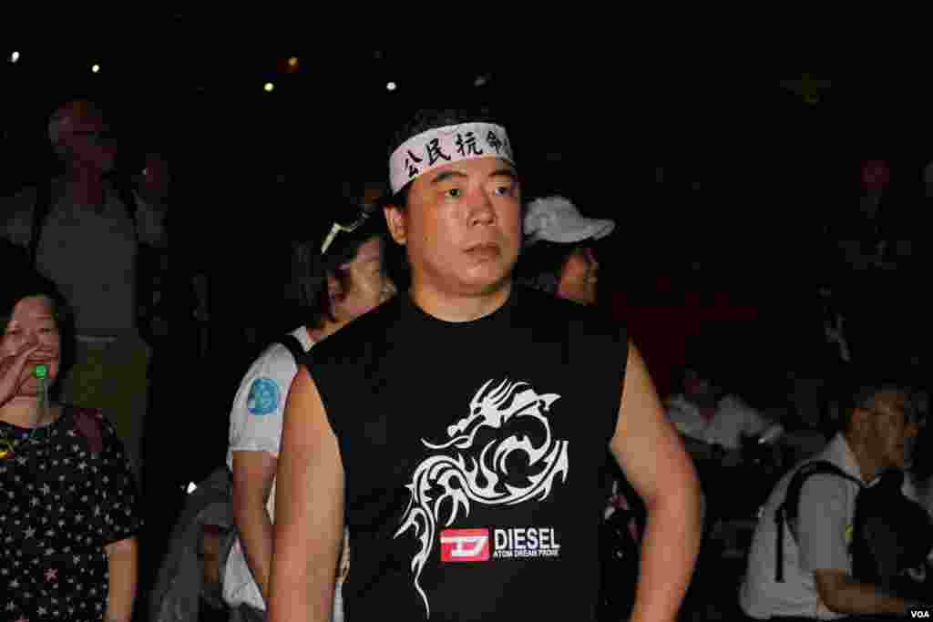 和平占中运动举行启动占中运动公民抗命集会（美国之音海彦拍摄 ） 