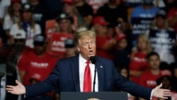 特朗普总统2020年6月20日在一次竞选集会上发言(美联社)