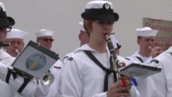 纽约迎来“舰队周” 纽约迎来“舰队周”