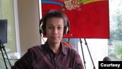 中国网络大V“辣笔小球”,本名仇子明 (维权网推特)