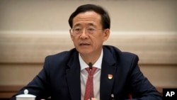 中国证券监督管理委员会主席刘士余在中共19大金融系统分组讨论中发言。(2017年10月19日)