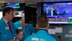 美股周一强劲上扬 专家:特朗普感染新冠不会对市场有长期影响 美股周一强劲上扬 专家:特朗普感染新冠不会对市场有长期影响